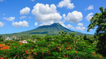 Nevis Peak Image